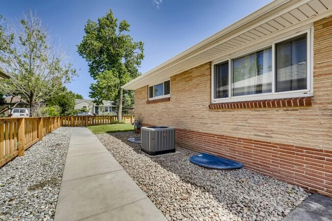 Building Photo - 9875 E 22nd Ave