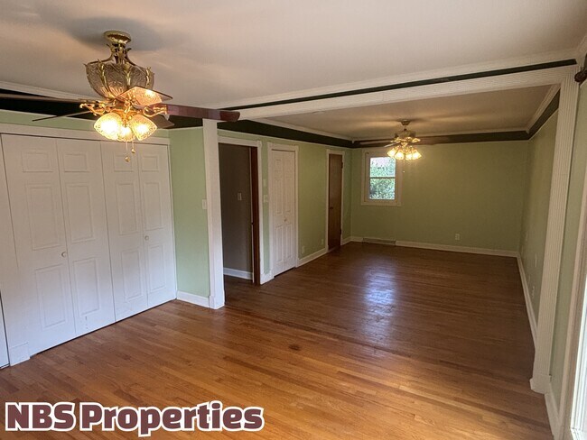 Building Photo - 6919 Haverhill Dr NW
