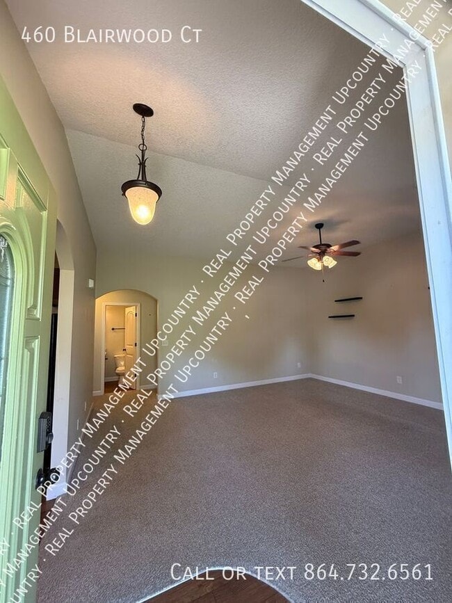 Building Photo - 460 Blairwood Ct