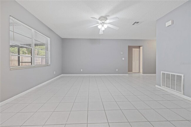 Building Photo - 8312 Clermont St