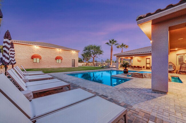 Building Photo - 41370 Sparkey Way