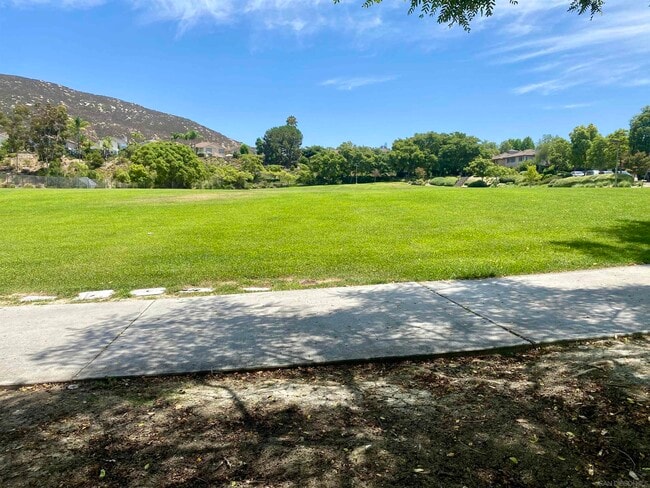 Building Photo - 17009 Avenida Visalia