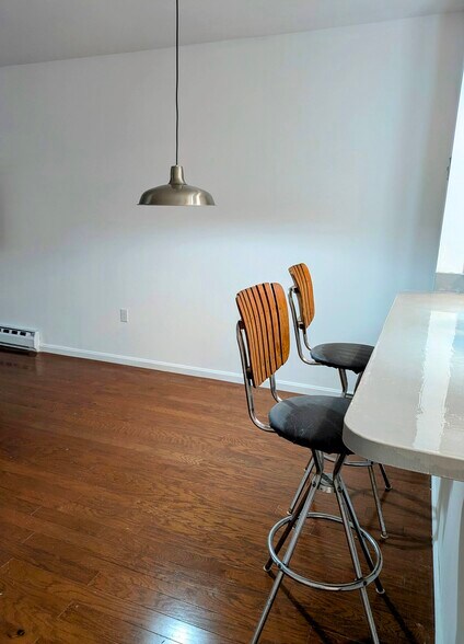 Large island in kitchen - 35 Brickyard Rd