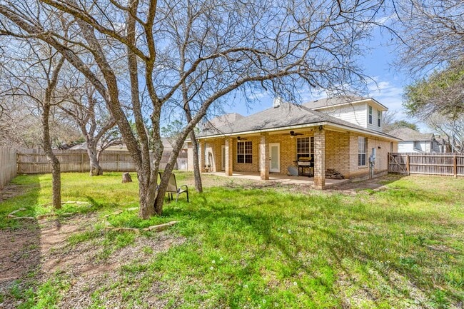 Building Photo - 3-BEDROOM HOME IN SHAVANO RIDGE