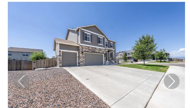 Building Photo - 823 Charlton Dr