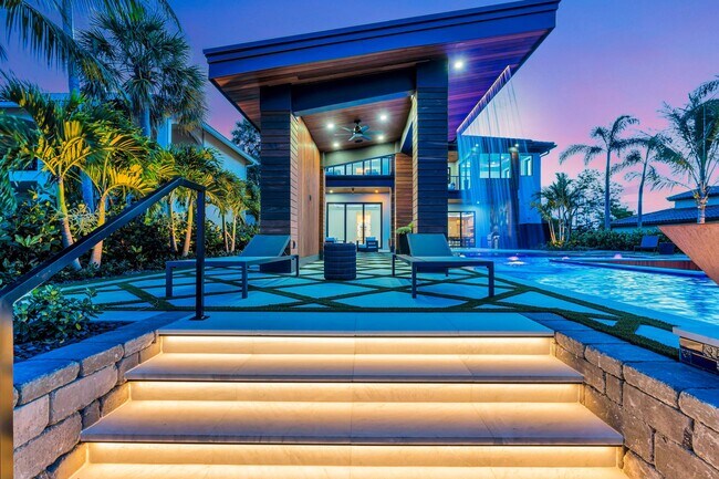 Building Photo - 416 S Lake Dr