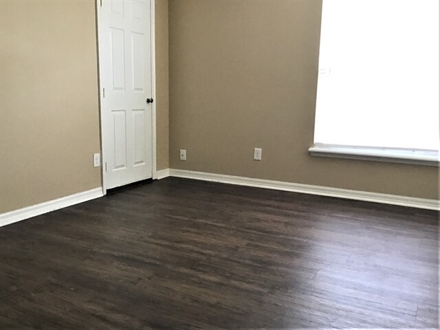 Building Photo - 1461 Whooping Dr