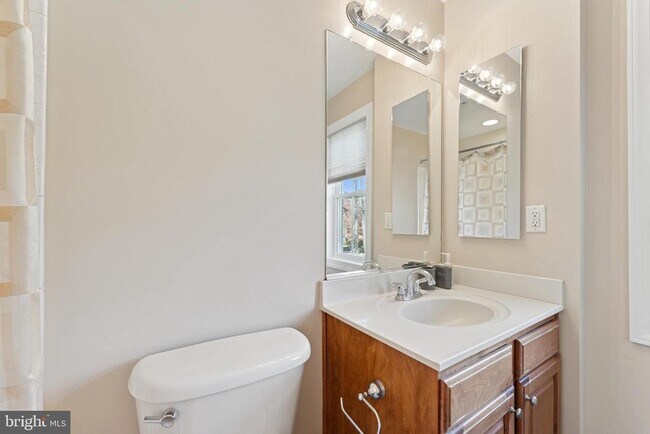 Building Photo - 17614 Auburn Village Dr