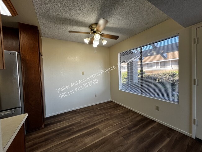 Building Photo - 1161 Sumner Pl