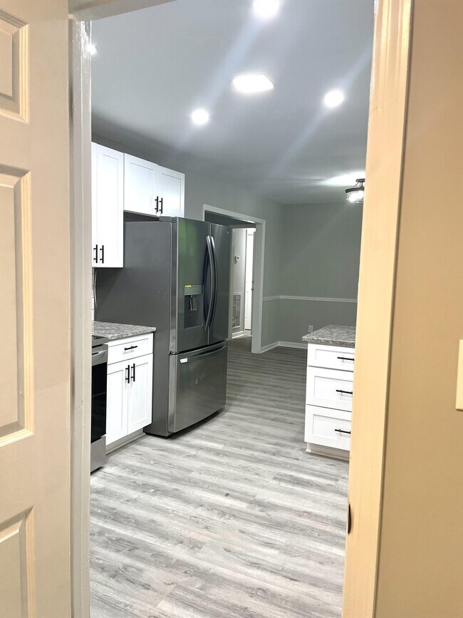 Building Photo - 5019 Peach Mountain Cir