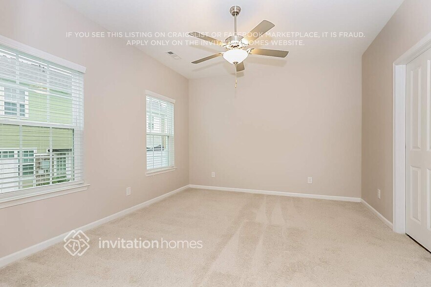 Building Photo - 201 Kinsale Dr