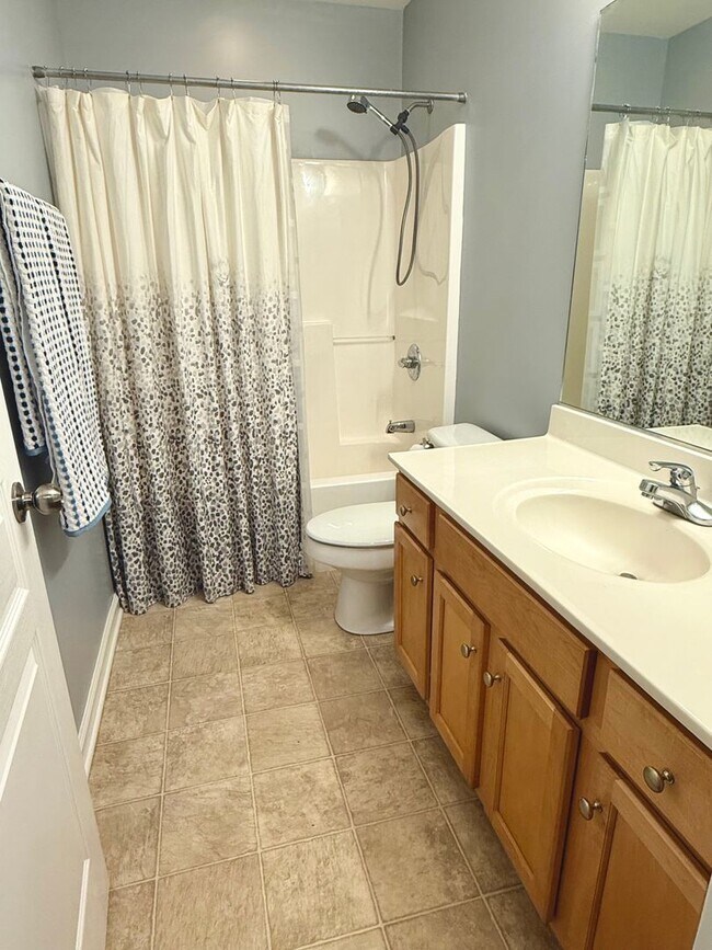 Building Photo - 1744 Somersby Ln
