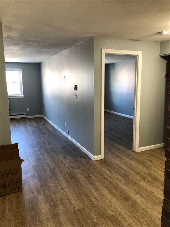 Building Photo - 96 Richardson Rd