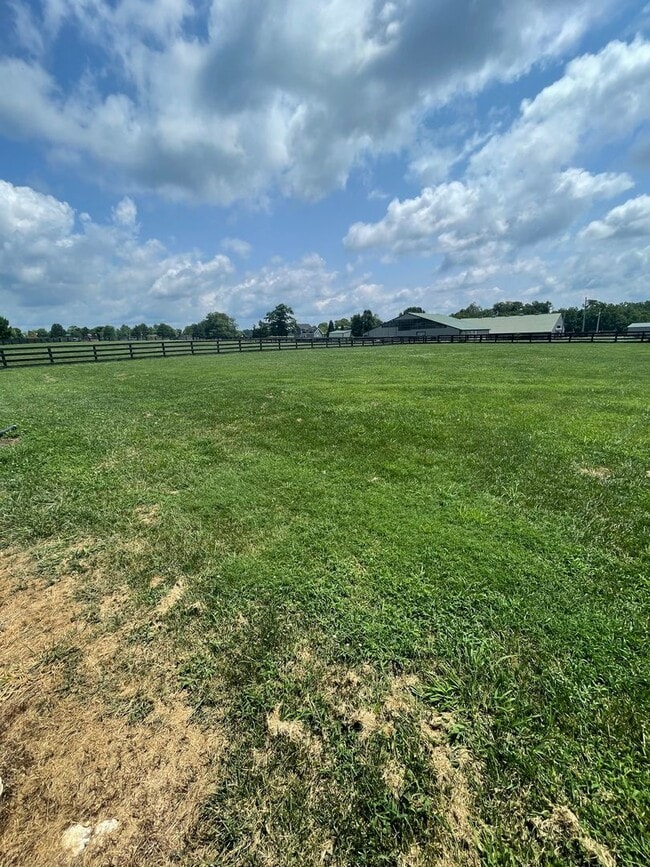 Building Photo - Welcome Home