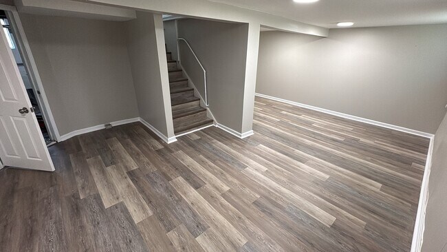 Building Photo - 16314 Scottsdale Blvd