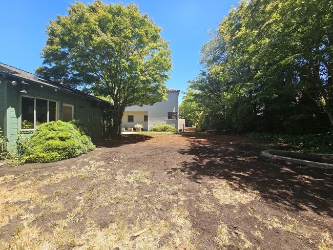 Building Photo - 4-Bedroom Single Family Home in Palo Alto-  lease take over