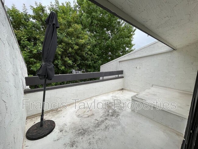 Building Photo - 7526 Jerez Ct