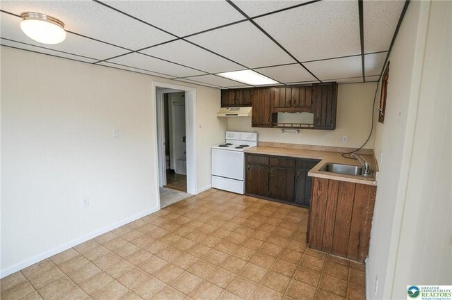 Building Photo - 3765 Forest Inn Rd