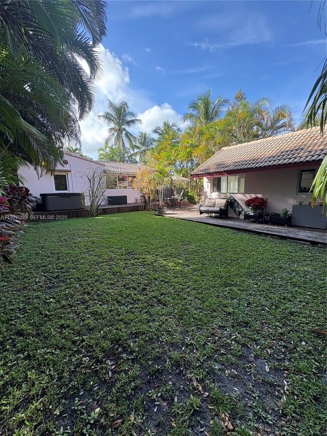 Building Photo - 203 NE 86th St