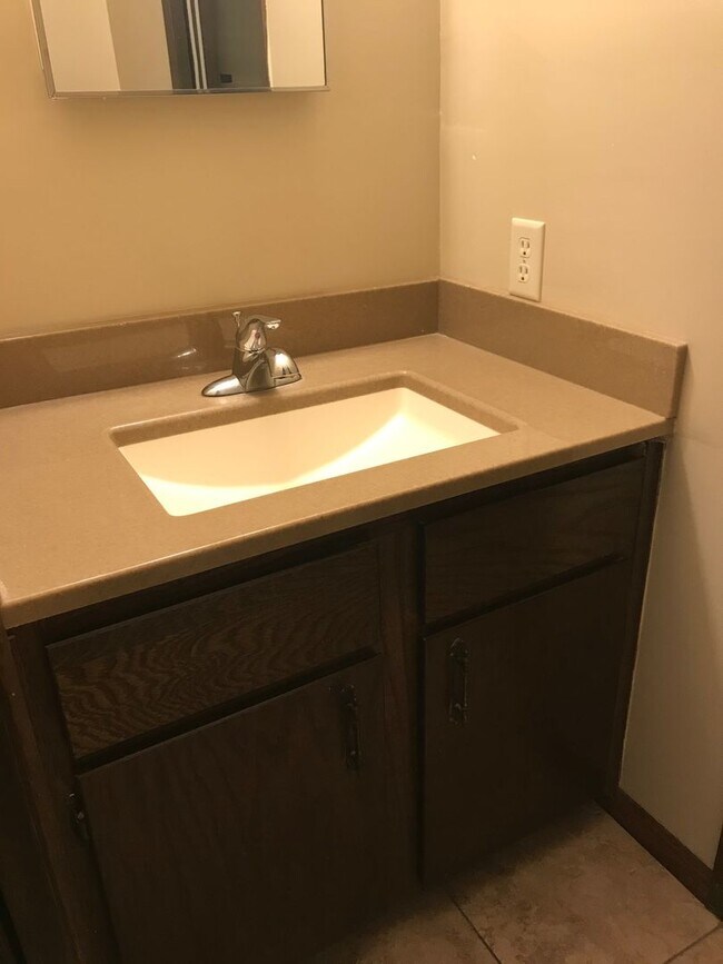 Building Photo - 2705-2707 28th Street