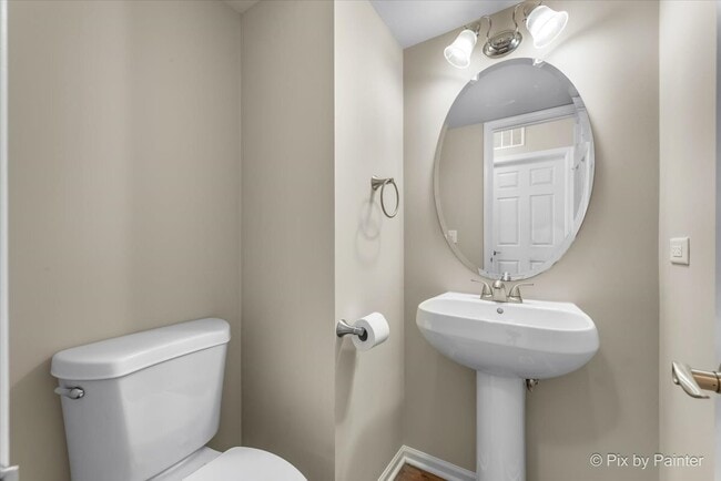 Building Photo - 9425 Rainsford Dr