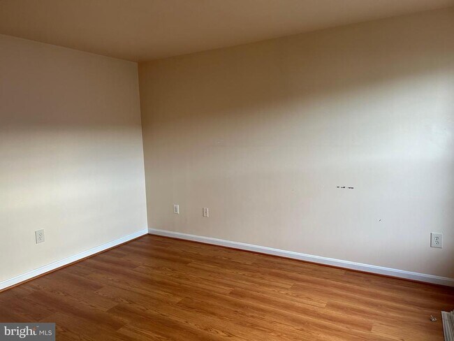 Building Photo - 206 Arcadia Shores Cir