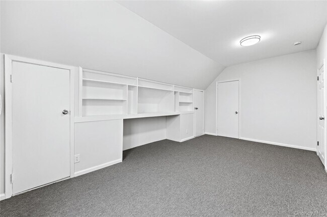 Building Photo - 3 Harbor Ln