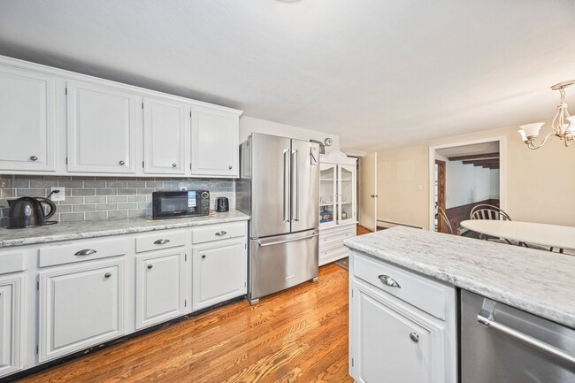 Building Photo - 138 Wildwood Cir