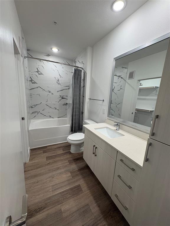 Building Photo - 6324 N Lamar Blvd