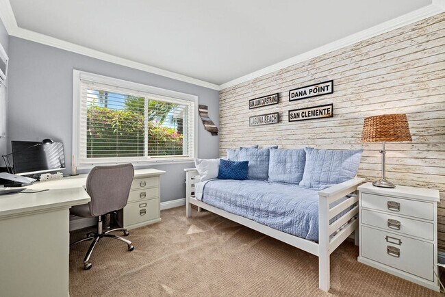 Building Photo - 33232 Sea Bright Dr