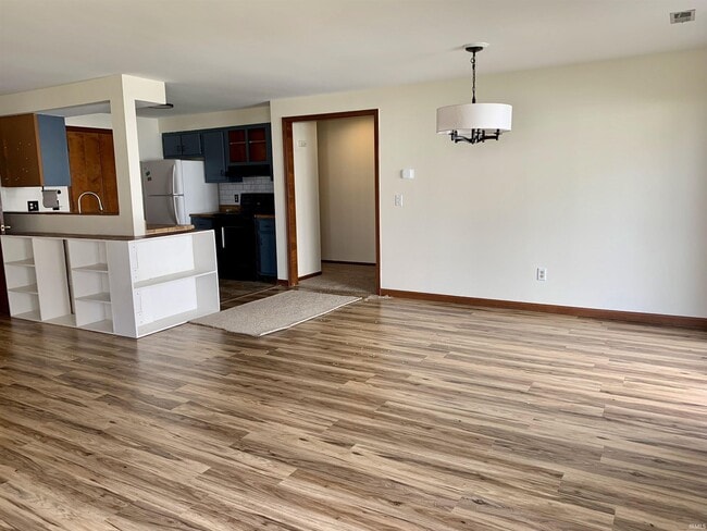 Building Photo - 4423 Brookshire Cir