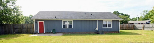 Building Photo - 3216 Tully Ln