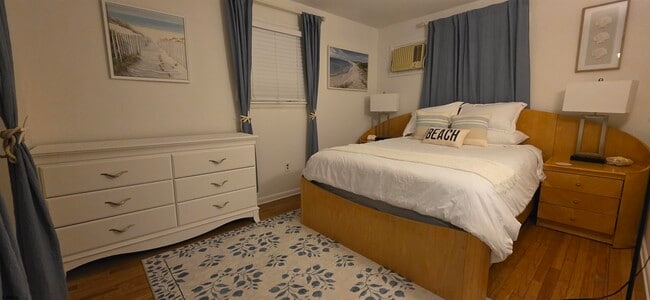 Building Photo - 512 N Somerset Ave