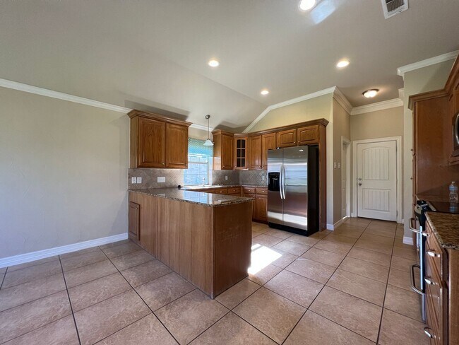Building Photo - 3016 Pueblo Dr