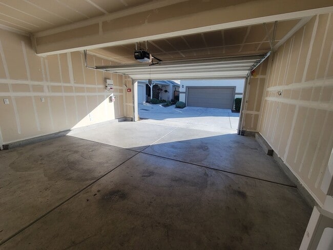 Building Photo - Available now! Stunning New North Natomas Home!