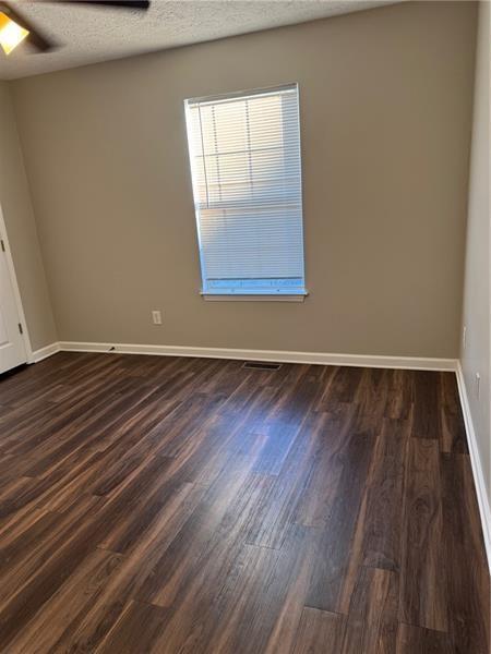 Building Photo - 146 Bridge View Dr