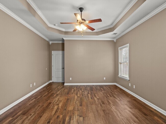 Building Photo - Beautiful Brick Home in Canebrake