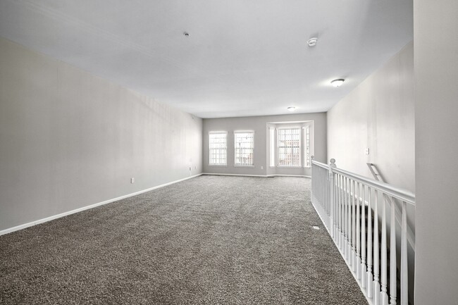 Building Photo - 14194 Webster Dr