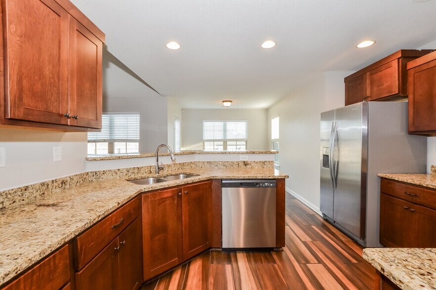 Building Photo - 2565 Woodcutter Dr
