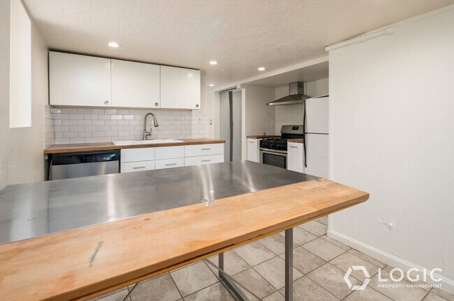 Building Photo - 1309 E 400 S