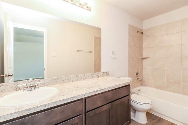 Building Photo - 2720 Atlas Dr