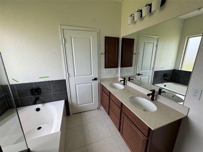 Building Photo - 216 Coastal Wy