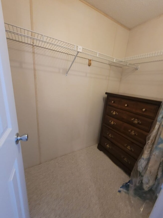 Building Photo - 5 Bedroom Beach House