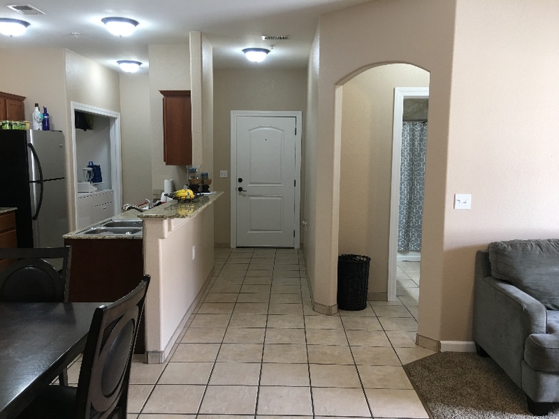 Building Photo - 6325 Reynolds Dr