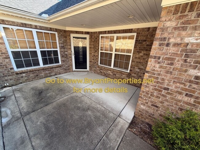 Building Photo - 395 Devon Chase Hill