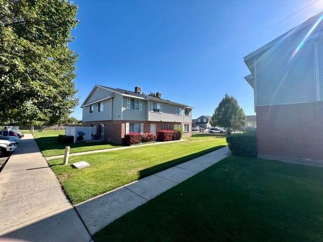 Building Photo - 2676 Ridgeland Park Dr