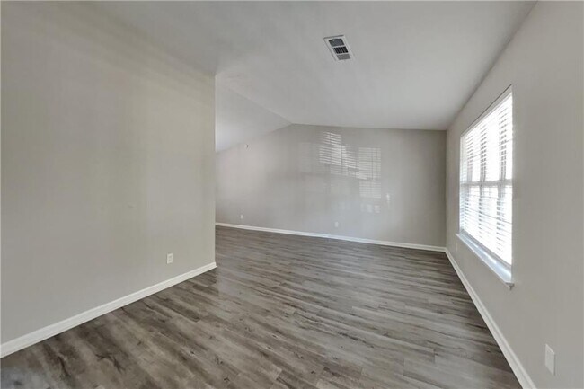 Building Photo - 2974 Sloans Way