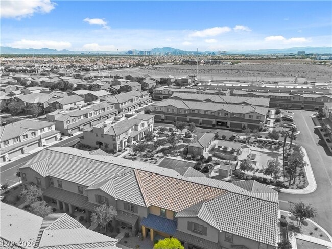 Building Photo - 6243 Milford Sound St