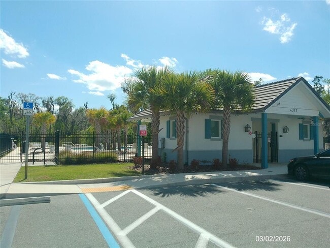 Building Photo - 1646 Red Loop