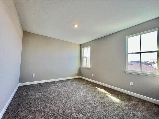 Building Photo - 10552 Pearson Ave